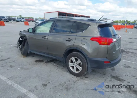 2013 Toyota Rav4 Xle z USA, uszkodzony, nr VIN JTMRFREV8DD027993